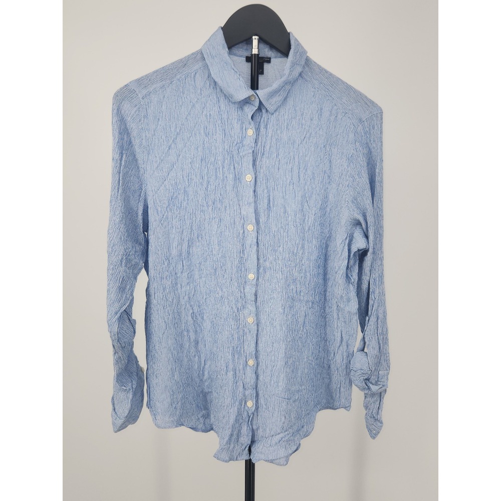 Ann Taylor Factory Blue White Textured Crinkle Button Down Shirt Large L Rayon